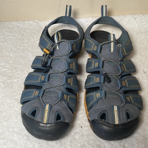 Keen Sandals Size 11.5 main image 7